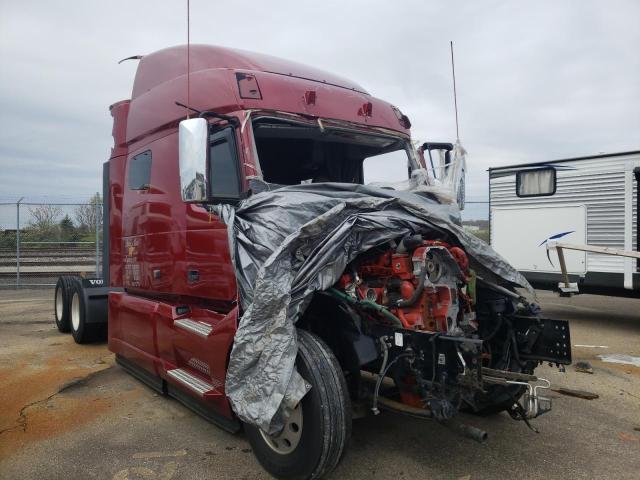 Salvage cars for sale from Copart Moraine, OH: 2019 Volvo VN VNL