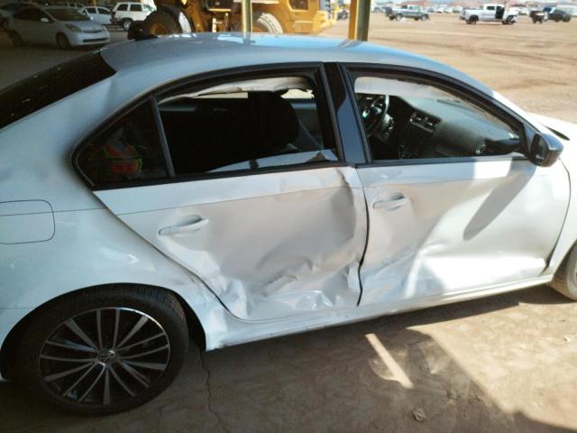 2016 VOLKSWAGEN JETTA SPOR 3VWD17AJ4GM367311
