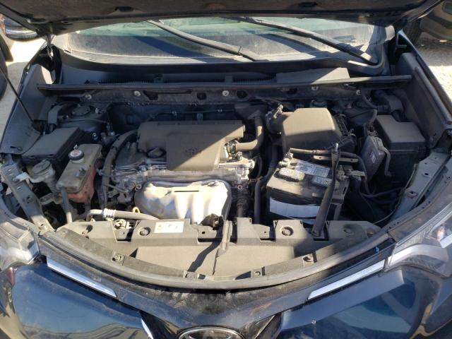 2017 TOYOTA RAV4 XLE JTMWFREV6HD095010
