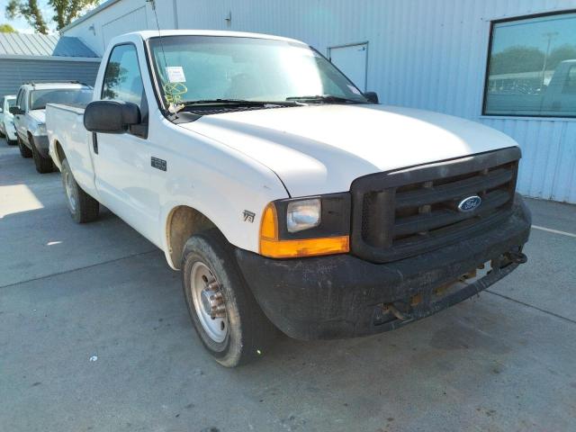Salvage cars for sale from Copart Sacramento, CA: 2000 Ford F250 Super