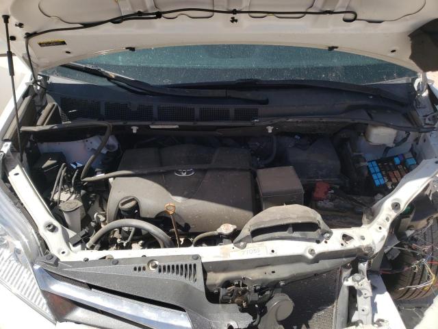 2019 TOYOTA SIENNA XLE 5TDYZ3DC7KS004643