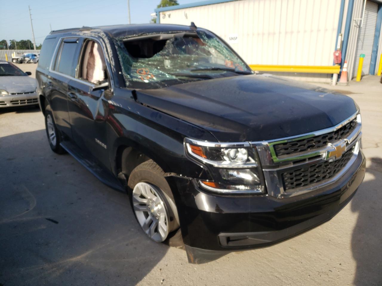 1GNSCBKC3JR125727 2018 Chevrolet Tahoe C1500 Lt