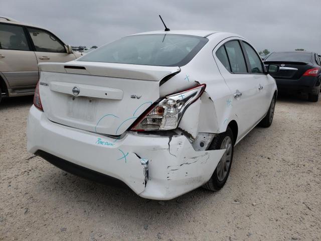2018 NISSAN VERSA S 3N1CN7AP2JL800213