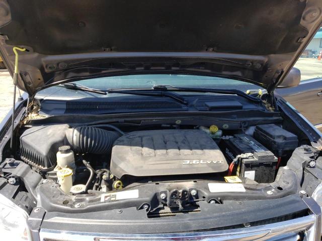 2015 CHRYSLER TOWN & COU 2C4RC1BG2FR644662