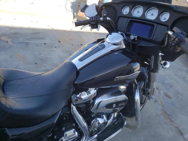 2021 HARLEY-DAVIDSON FLHX 1HD1KBC24MB676497