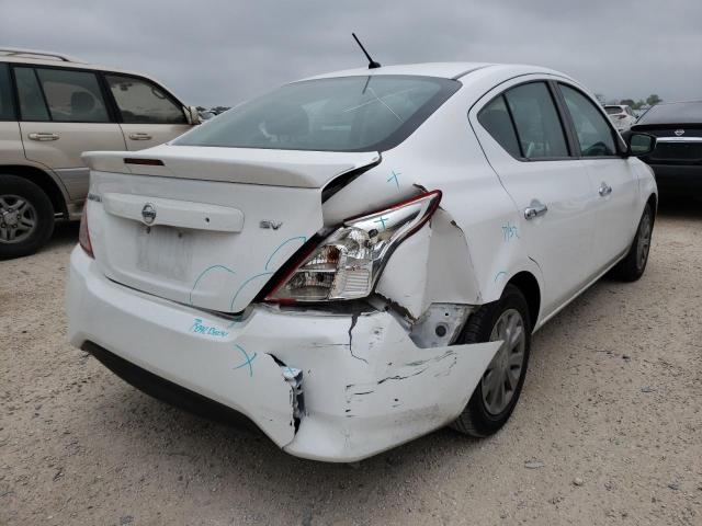 2018 NISSAN VERSA S 3N1CN7AP2JL800213