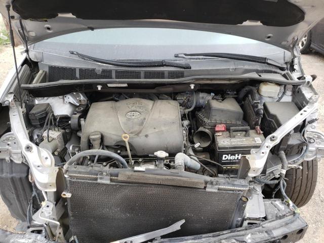 2018 TOYOTA SIENNA SE 5TDXZ3DCXJS903040