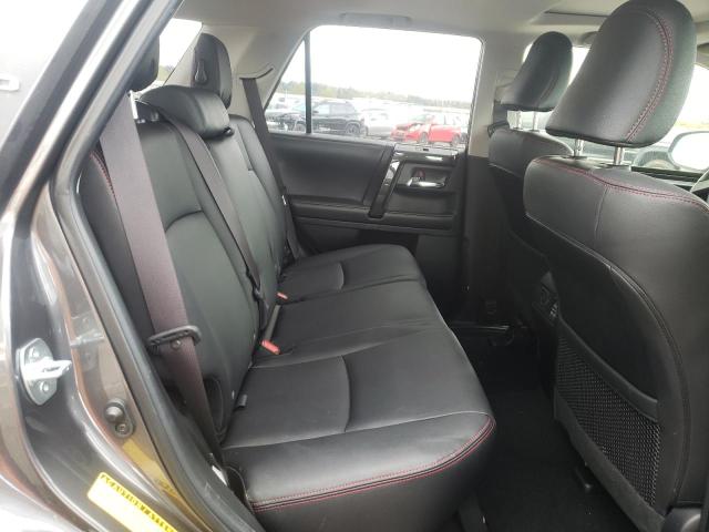 2019 TOYOTA 4RUNNER SR JTEBU5JRXK5711293