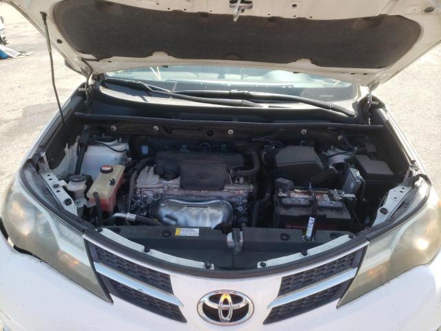 2015 TOYOTA RAV4 LE JTMZFREV4FD064705