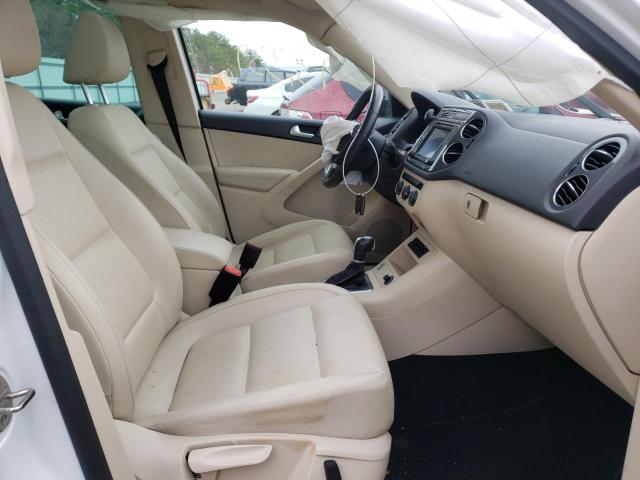 2016 VOLKSWAGEN TIGUAN S WVGBV7AX2GW534165