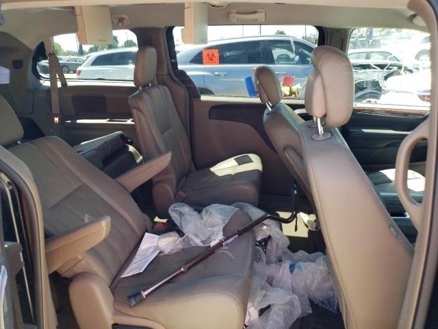 2015 CHRYSLER TOWN & COU 2C4RC1BG5FR644591