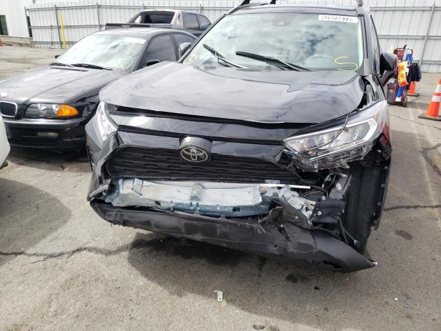 2020 TOYOTA RAV4 XLE 2T3W1RFV0LW077384