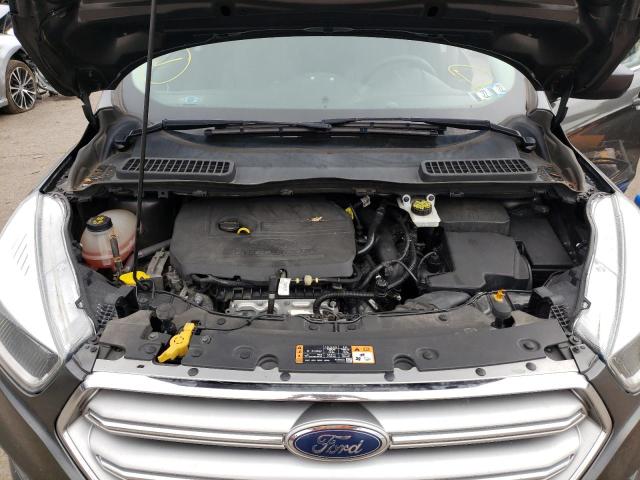2017 FORD ESCAPE SE 1FMCU9GDXHUB90310