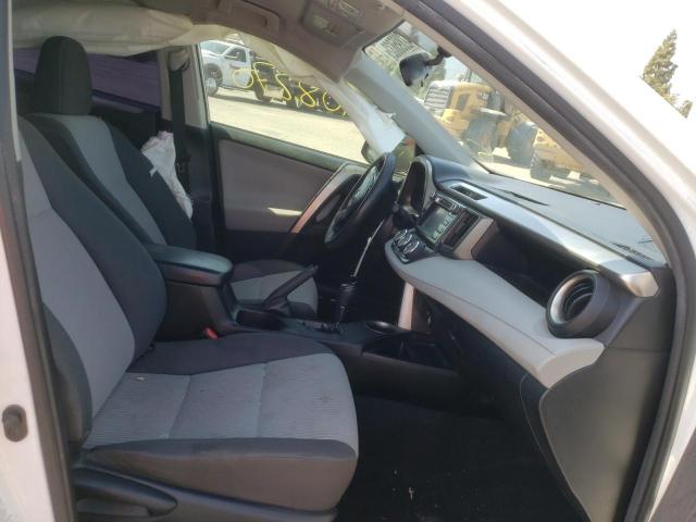 2015 TOYOTA RAV4 LE JTMZFREV4FD064705