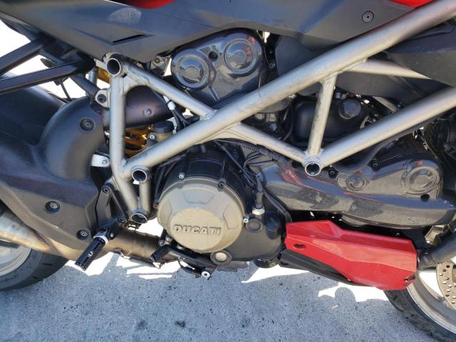 2010 DUCATI STREETFIGH ZDM11BEWXAB000818