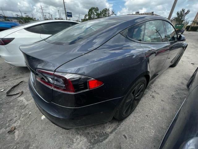 2022 TESLA MODEL S 5YJSA1E58NF467787
