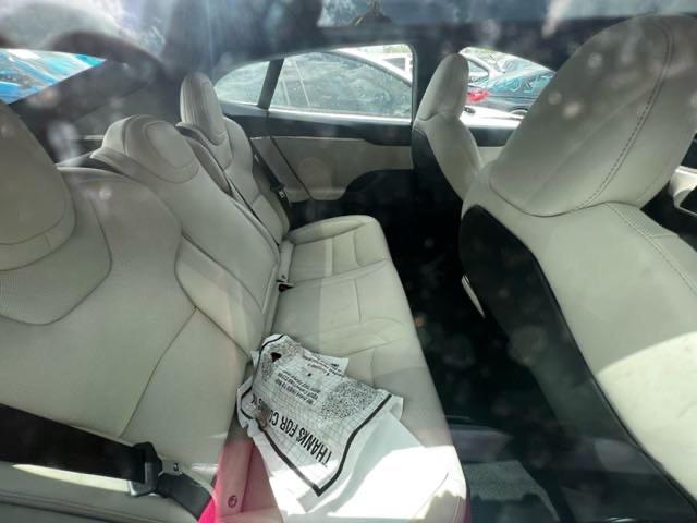 2022 TESLA MODEL S 5YJSA1E58NF467787