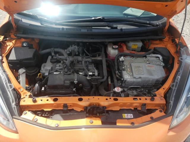 2018 TOYOTA PRIUS C JTDKDTB39J1604745