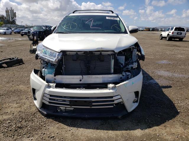 2019 TOYOTA HIGHLANDER 5TDKZRFH2KS555919