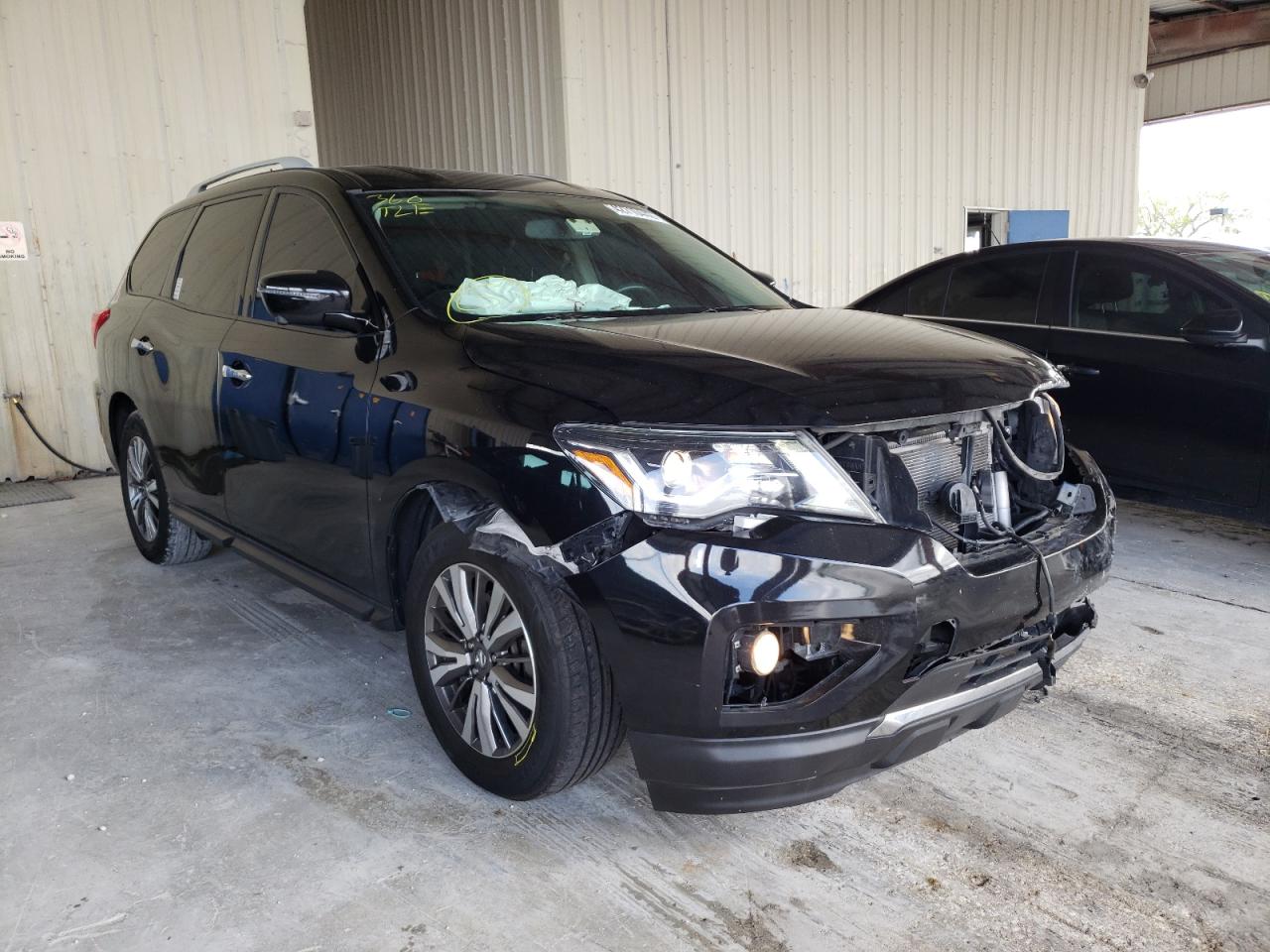 5N1DR2MN3JC622371 2018 Nissan Pathfinder S