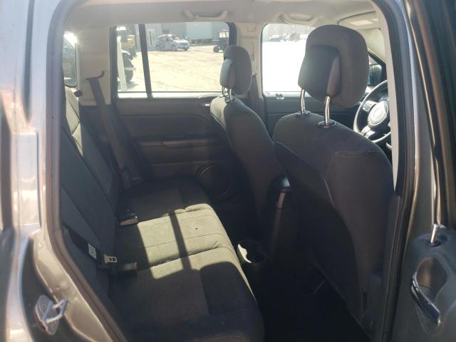 Фото: 1C4NJDBBXCD506974 - 6