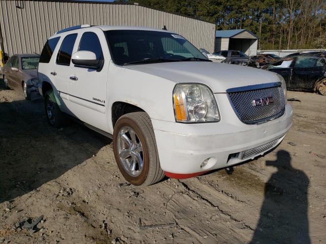 Salvage cars for sale from Copart Seaford, DE: 2007 GMC Yukon Dena