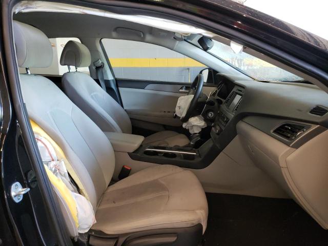 2017 HYUNDAI SONATA SE 5NPE24AF9HH522490