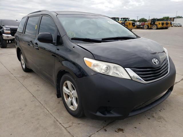 2014 Toyota Sienna LE for sale in Grand Prairie, TX