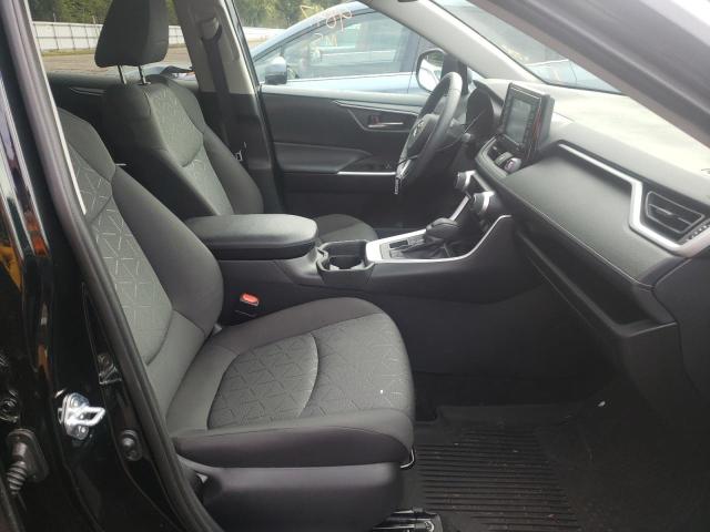 2021 TOYOTA RAV4 XLE 2T3P1RFV1MC217403