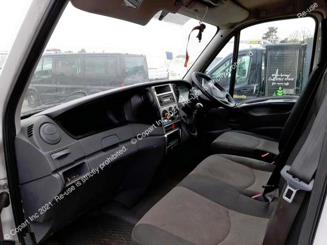 VIN: ZCFC3571205869479 Auction: COPART UK Lot: 41414712 Location: WOLVERHAMPTON ZCFC3571205869479 IVEC DAILY 2011 WHITE Photo 5