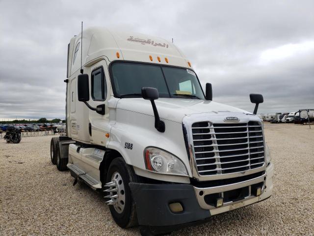 Salvage cars for sale from Copart San Antonio, TX: 2012 Freightliner Cascadia 1