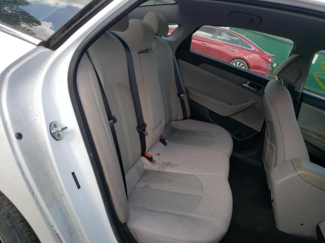 2016 HYUNDAI 260 5NPE24AF4GH371685