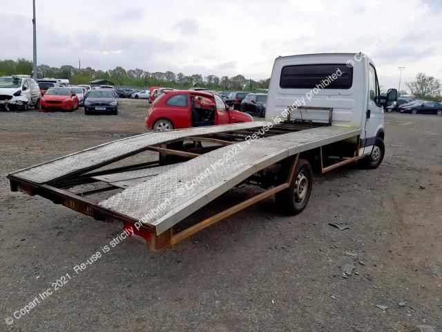 VIN: ZCFC3571205869479 Auction: COPART UK Lot: 41414712 Location: WOLVERHAMPTON ZCFC3571205869479 IVEC DAILY 2011 WHITE Photo 3