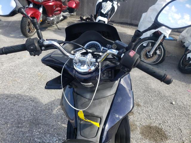 2018 HONDA PCX 150 RLHKF1800JY300304