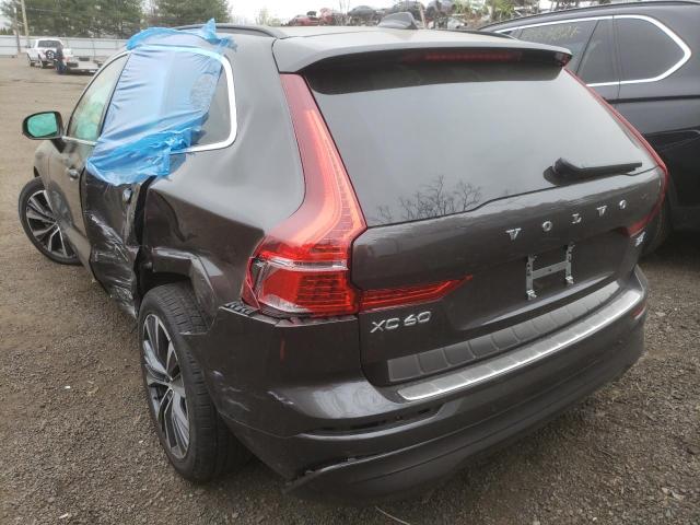 2022 VOLVO XC60 B5 MO YV4L12RK6N1013697