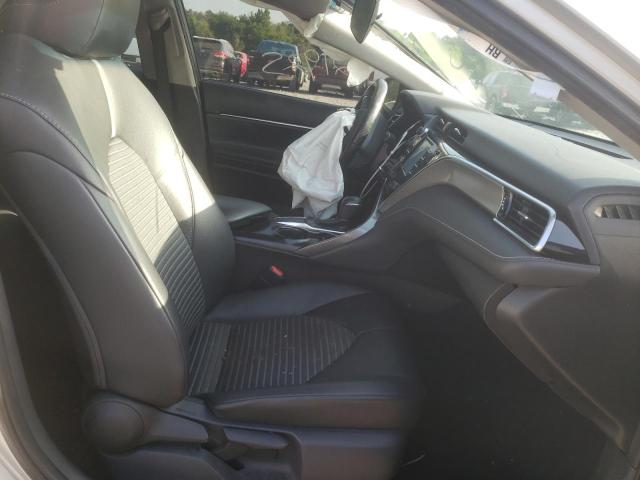 2018 TOYOTA CAMRY L 4T1B11HK8JU085645