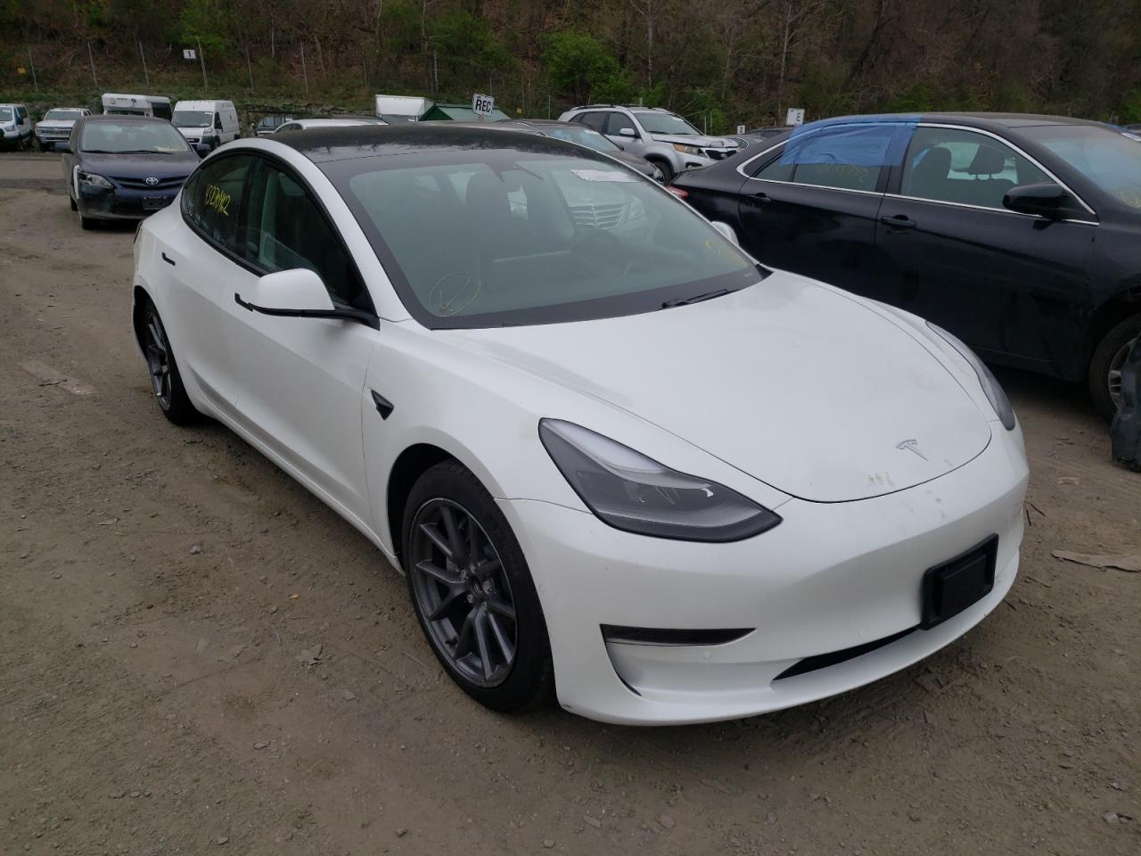 5YJ3E1EA3MF991739 TESLA MODEL 3 2021