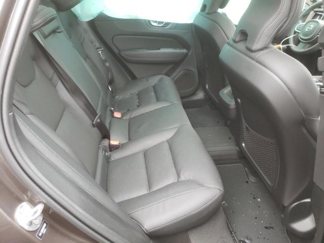 2022 VOLVO XC60 B5 MO YV4L12RK6N1013697