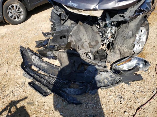 1C4RJFAG2GC462328 Jeep Grand Cherokee Laredo