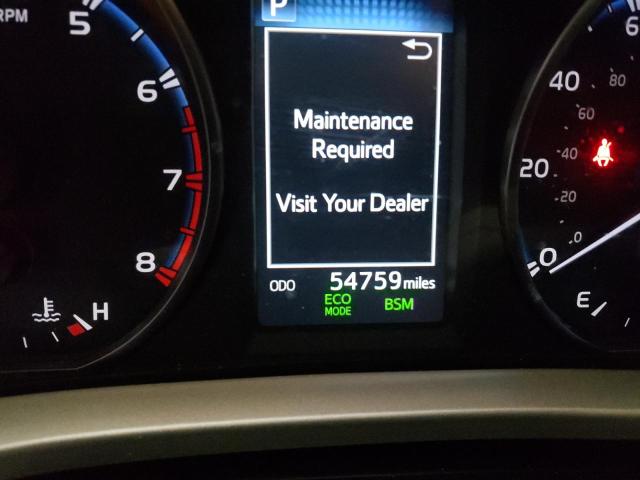2018 TOYOTA RAV4 ADVEN JTMRFREV7JJ717375
