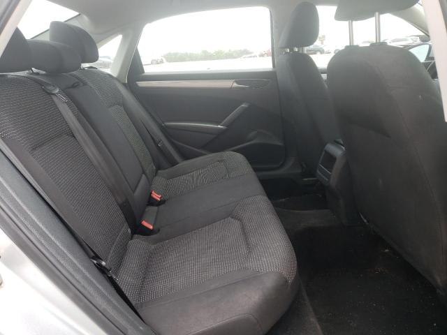 2017 VOLKSWAGEN PASSAT S 1VWAT7A38HC010473