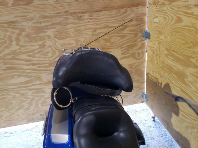 2009 HARLEY-DAVIDSON FLHTCU 1HD1FC41X9Y692465