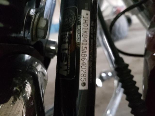 2010 HARLEY-DAVIDSON FLHX 1HD1KB415AB640285
