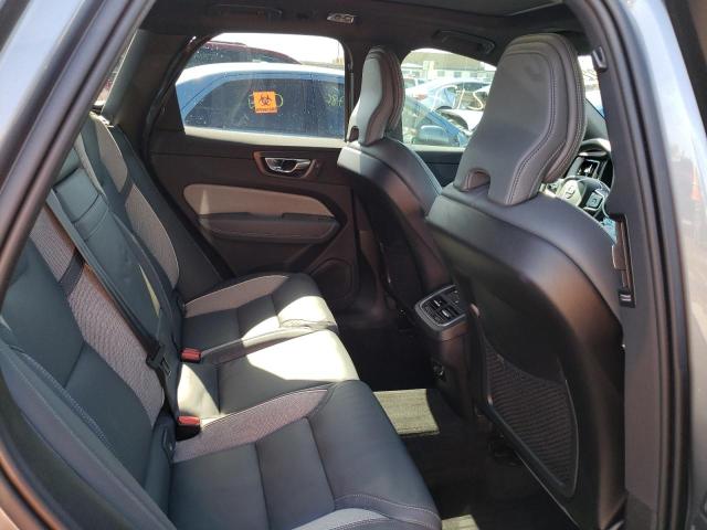 2020 VOLVO XC60 T6 R- YV4A22RM1L1422211