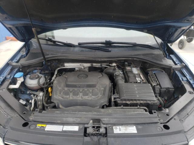 2018 VOLKSWAGEN TIGUAN SE 3VV2B7AX7JM010094