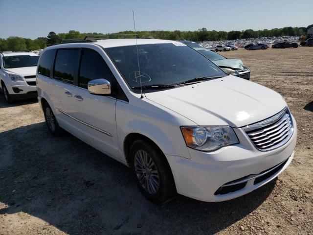 2015 CHRYSLER TOWN & COU 2C4RC1CG5FR547485