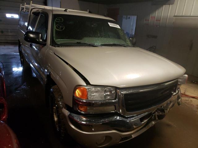 Salvage cars for sale from Copart Cudahy, WI: 2005 GMC New Sierra