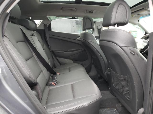 2018 HYUNDAI TUCSON SEL KM8J33A41JU649536