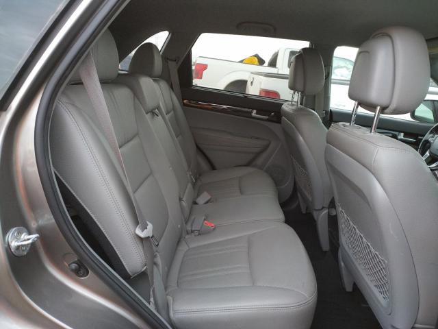 2015 KIA SORENTO LX 5XYKTCA65FG653446
