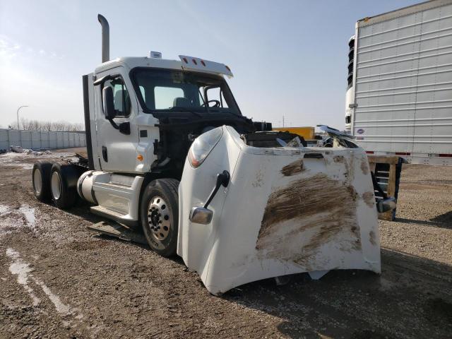 Salvage cars for sale from Copart Bismarck, ND: 2013 Freightliner Cascadia 125